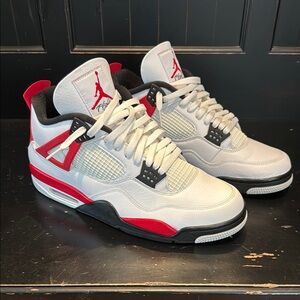 Air Jordan 4 Retro White/Fire Red Sneakers